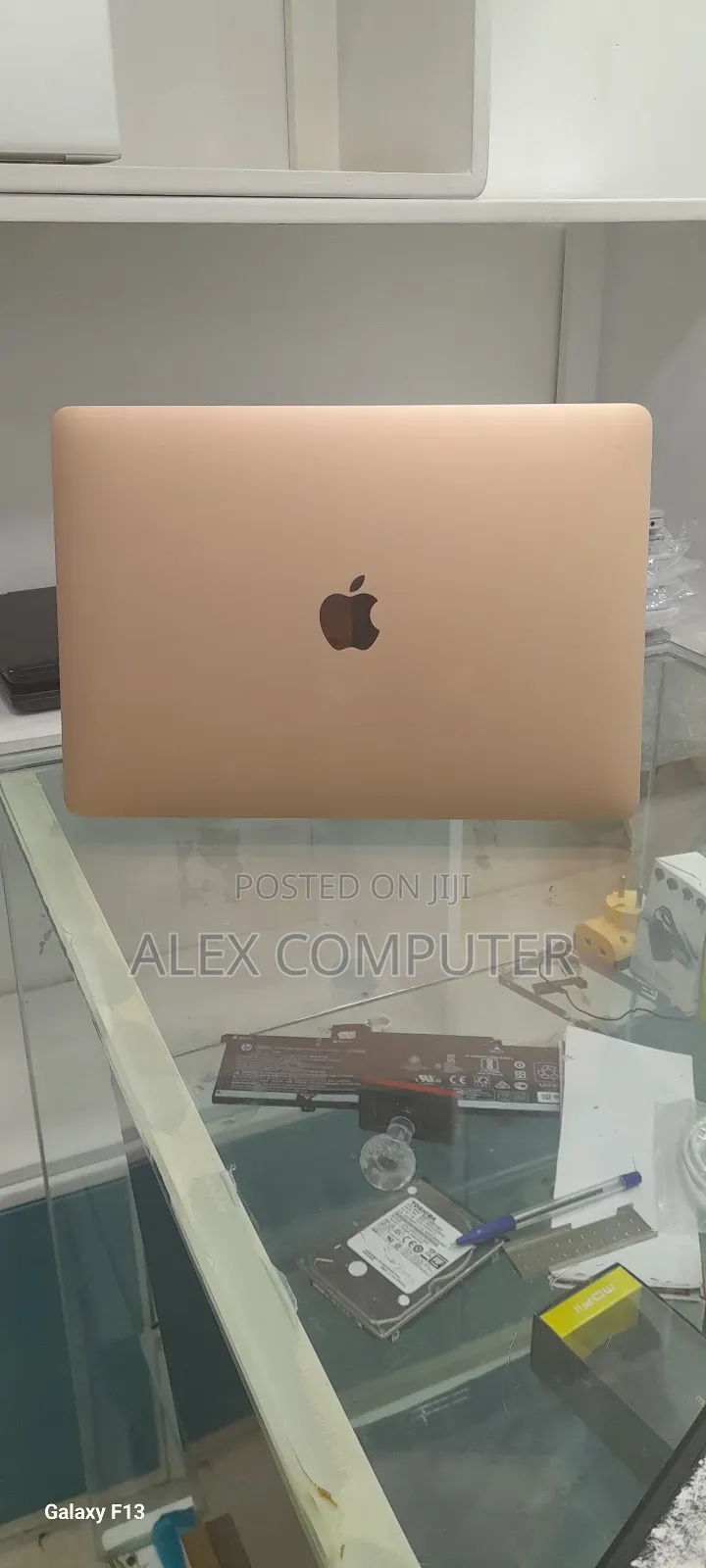 New Laptop Apple MacBook Air 2020 M1 8GB Apple M1 SSD 256GB