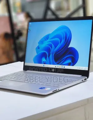 New Laptop HP 16GB Intel Core I7 SSD 512GB