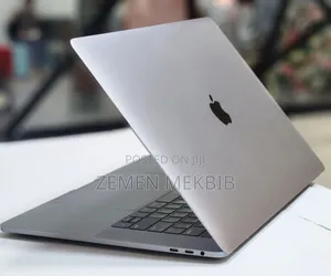 New Laptop Apple MacBook Pro 2016 16GB Intel Core I7 SSD 256GB