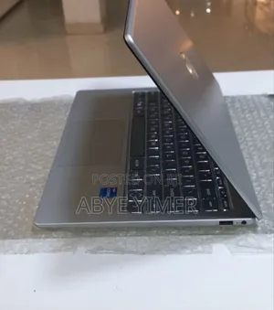 New Laptop HP Stream Notebook 8GB Intel Core I7 SSD 512GB