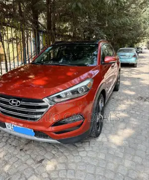 Photo - Hyundai Tucson 2017 Orange
