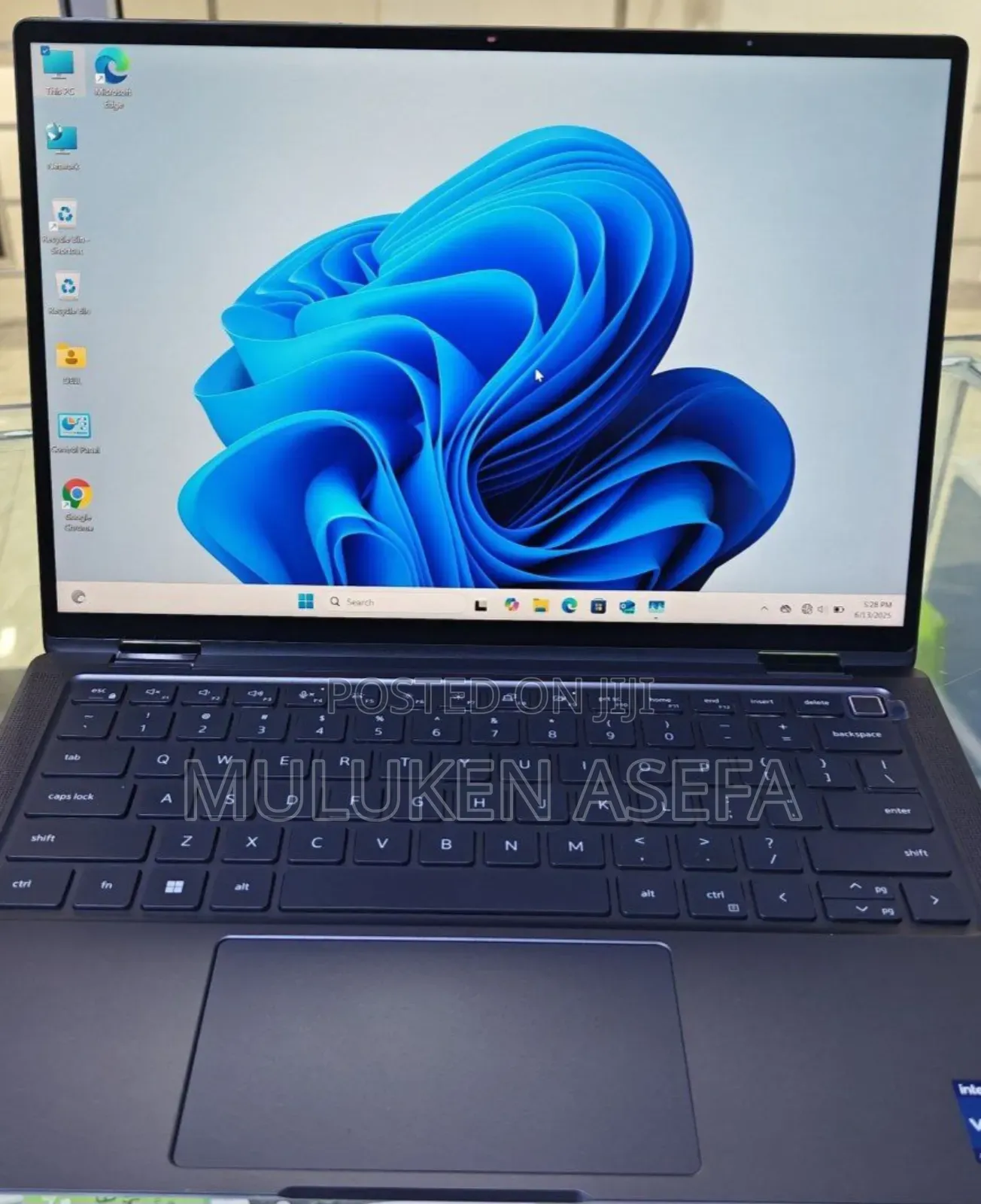 New Laptop Dell Latitude 3120 16GB Intel Core I7 SSD 512GB