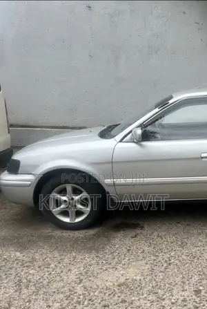 Photo - Toyota Corolla Automatic 1999 Silver