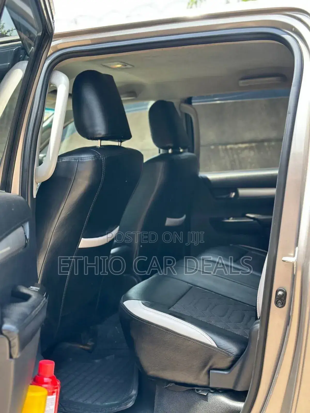 Toyota Hilux 2016 Gold