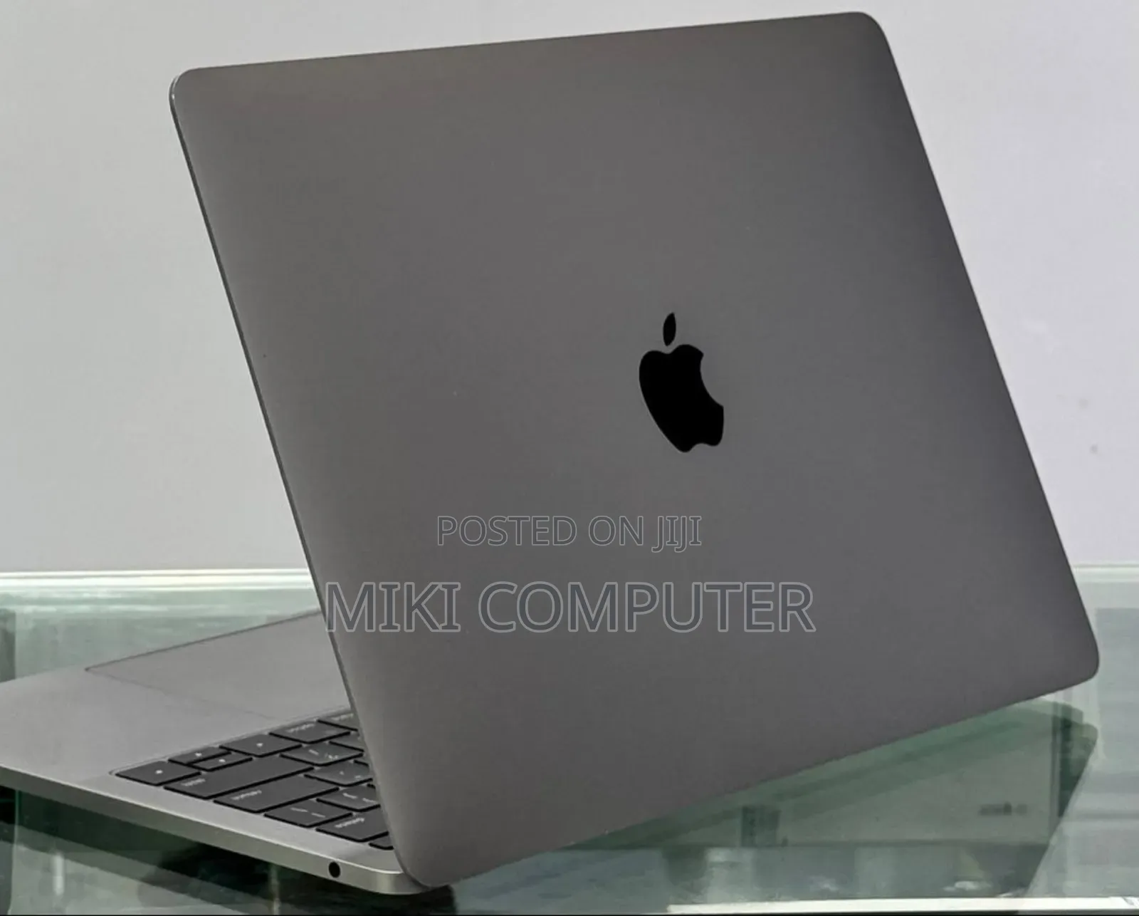 New Laptop Apple MacBook Pro 2017 8GB Intel Core I5 SSD 128GB