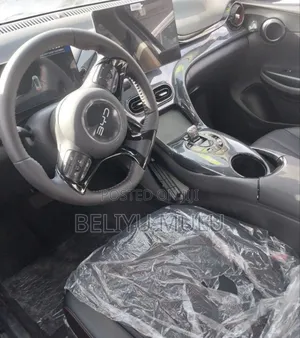 New BYD E2 43 kWh 94 hp FWD 2025 Gray