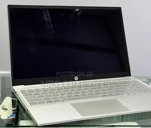 New Laptop HP Pavilion 15 8GB AMD Ryzen 3 SSD 256GB