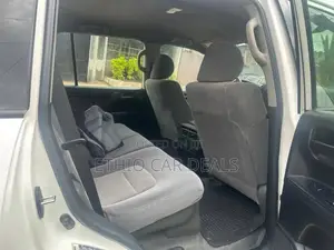 Toyota Land Cruiser 2009 White