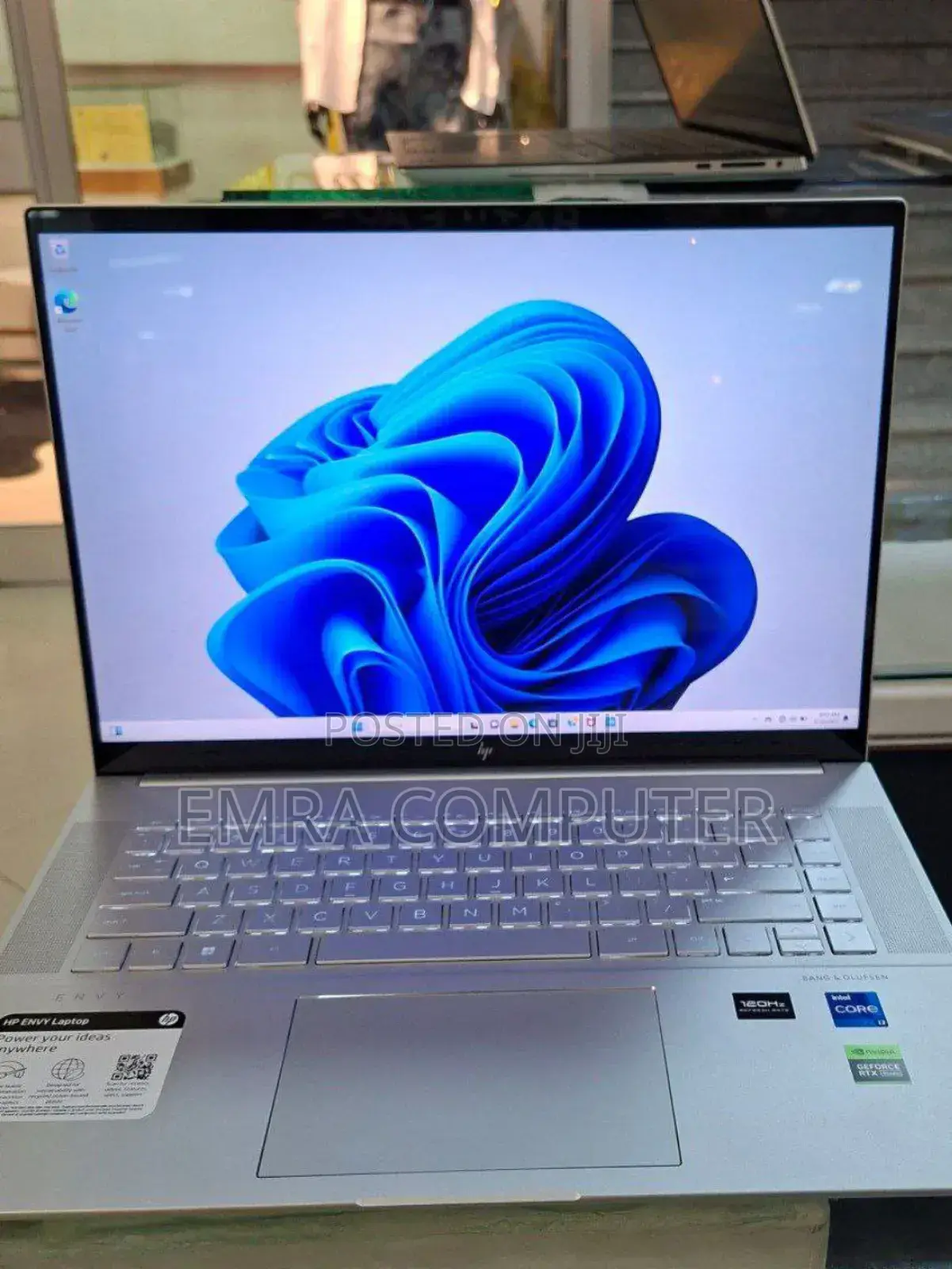 New Laptop HP Envy 16 Gaming 16-H1023dx 16GB Intel Core I7 SSD 1T