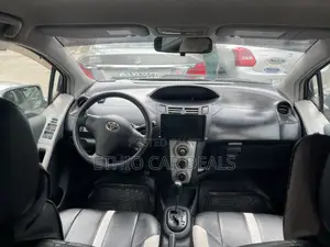 Toyota Yaris 2006 Silver