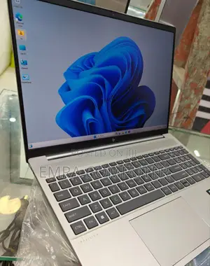 New Laptop HP Pavilion 15 16GB Intel Core I5 SSD 1T