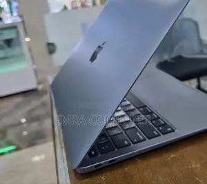 New Laptop Apple MacBook Air 2020 M1 8GB Apple M1 SSD 256GB