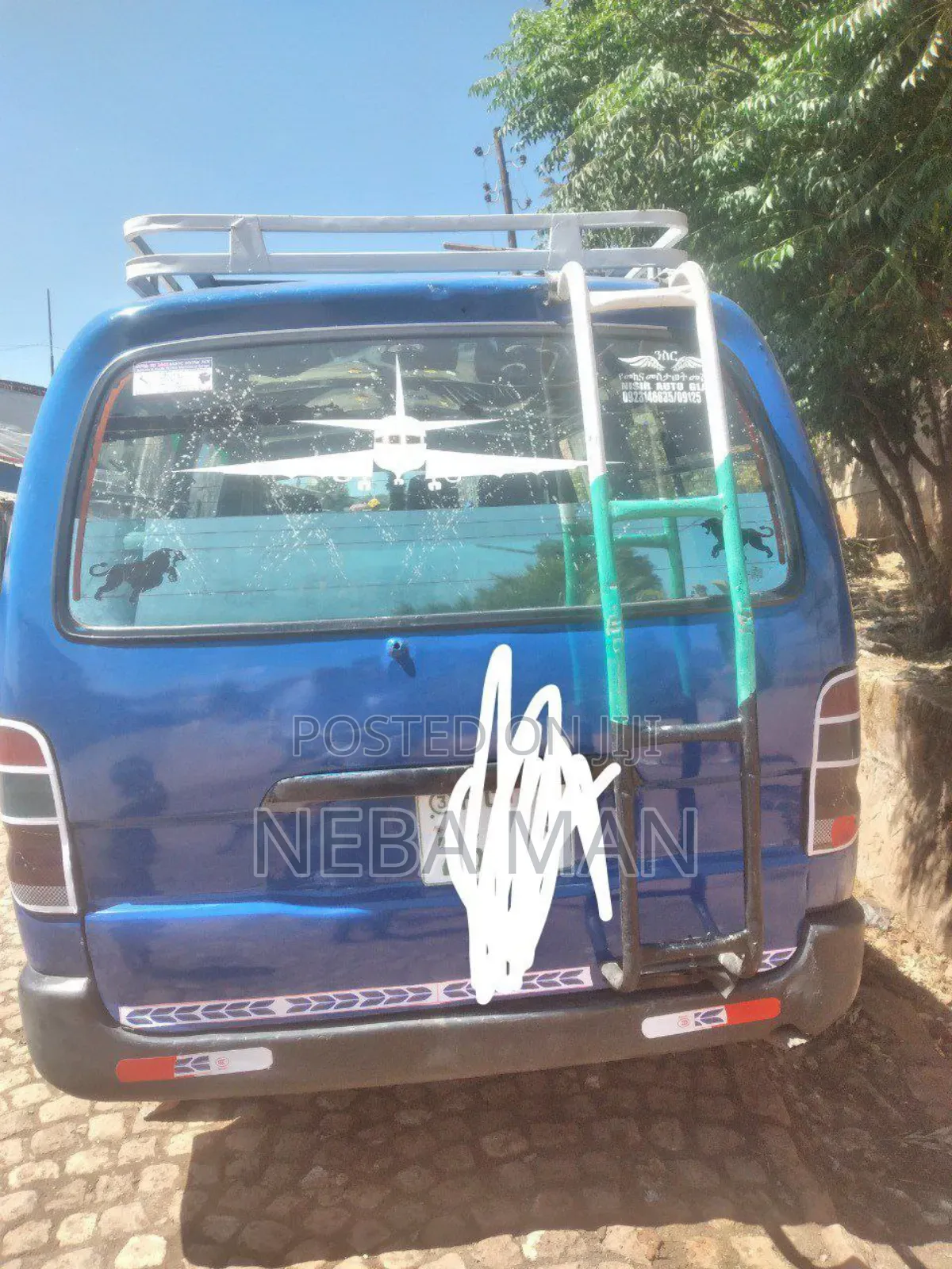 Toyota HiAce 2005 Blue