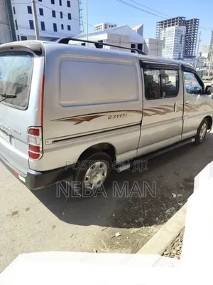Toyota HiAce 2008 Silver