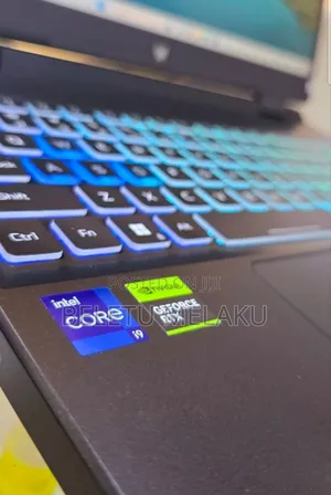 New Laptop Acer Predator Helios 300 16GB Intel Core I9 SSD 1T