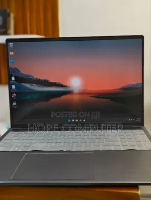 New Laptop Dell Inspiron 15 16GB Intel Core I7 SSD 512GB