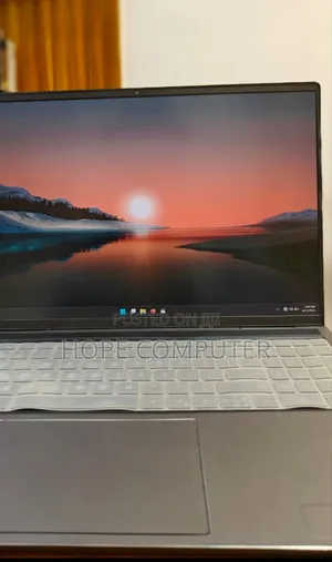 New Laptop Dell Inspiron 15 16GB Intel Core I7 SSD 512GB