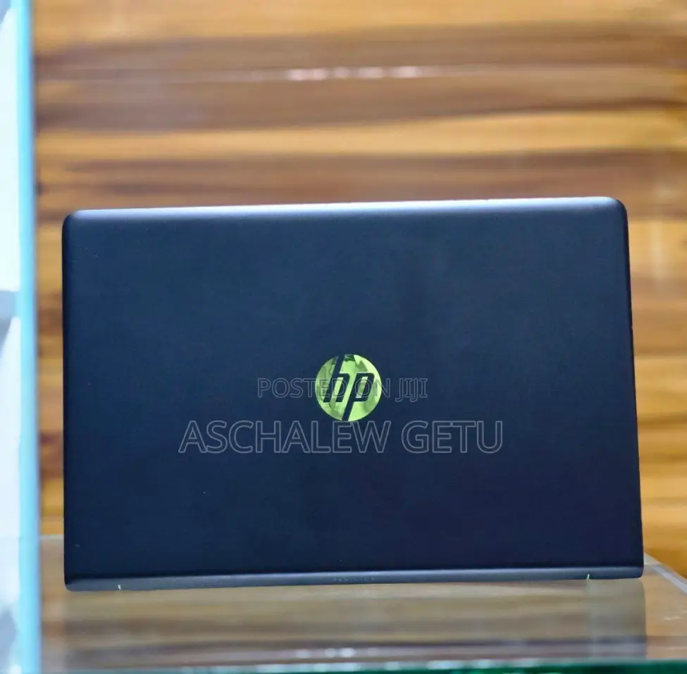 New Laptop HP Pavilion 15 8GB Intel Core I5 HDD 1T