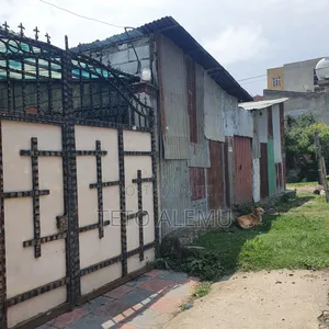 Photo - የሚሸጥ 75 ካሬ ቦታ ሰሚት ጌወርጊስ አካባቢ 5.5 ሚሊዮን ብር