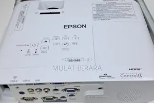 Photo - Projcter Moniter