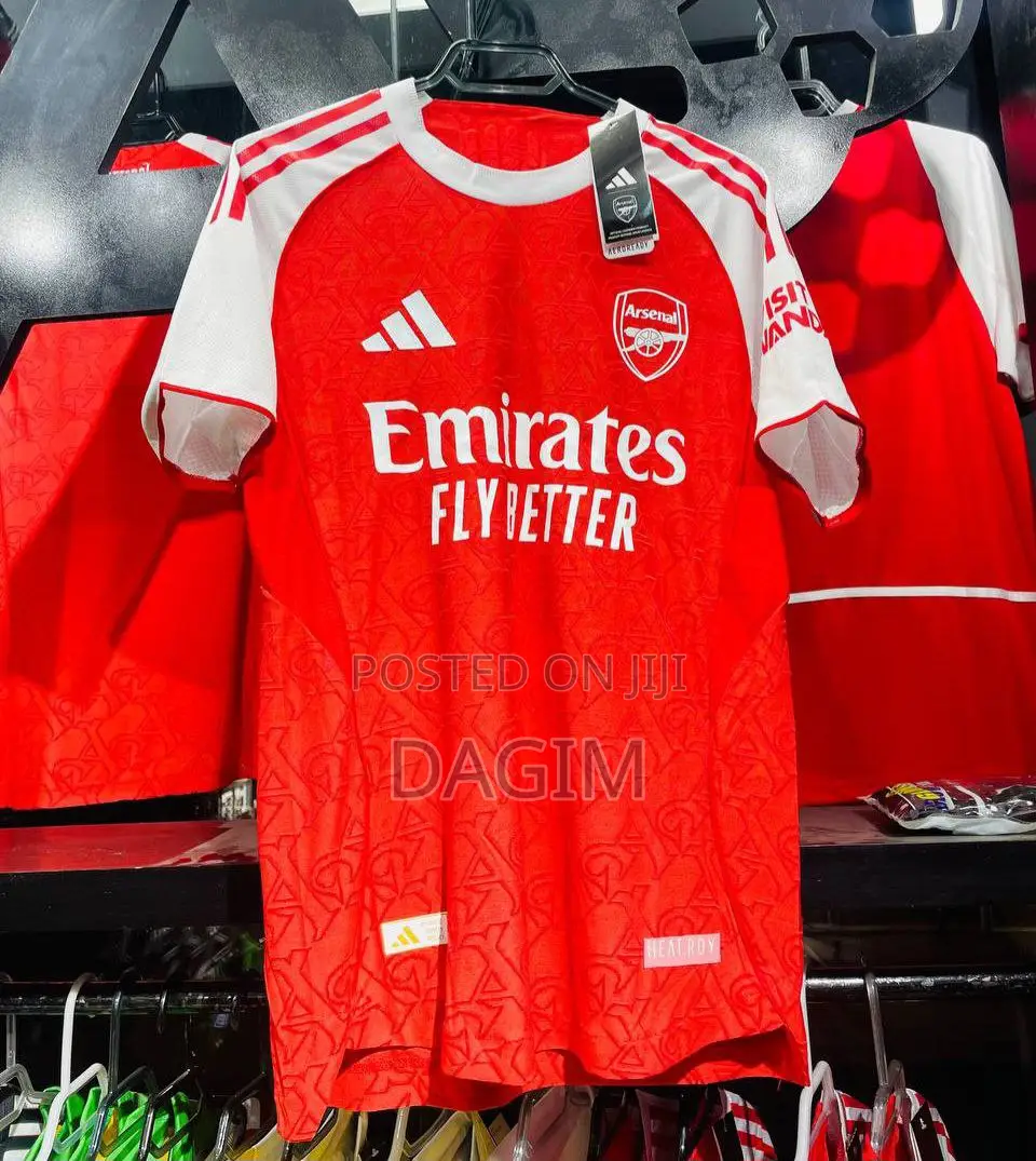 New Arsenal 2025/26 Home Kit