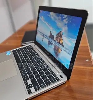 New Laptop Asus 2GB Intel Atom SSD 32GB