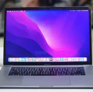 Photo - New Laptop Apple MacBook Pro 2016 16GB Intel Core I7 SSD 256GB