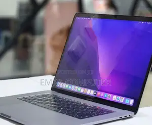 New Laptop Apple MacBook Pro 2016 16GB Intel Core I7 SSD 256GB