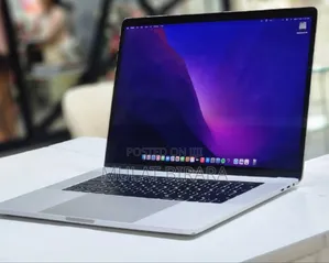Photo - New Laptop Apple MacBook Pro 16GB Intel Core I7 SSD 512GB