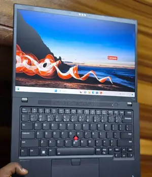 Photo - New Laptop Lenovo ThinkPad T14s G4 16GB Intel Core I7 SSD 1T