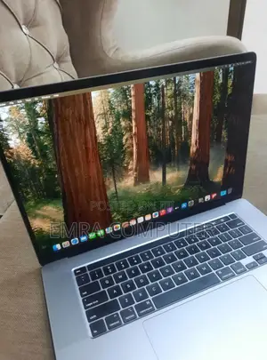 New Laptop Apple MacBook Pro 2019 32GB Intel Core I9 SSD 512GB