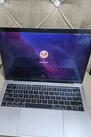 Photo - New Laptop Apple MacBook Pro 2017 16GB Intel Core I5 SSD 256GB