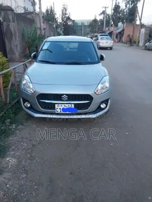 Photo - Suzuki Swift 2022 Silver