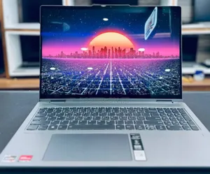 New Laptop Lenovo ThinkPad Yoga 8GB AMD Ryzen 5 SSD 512GB