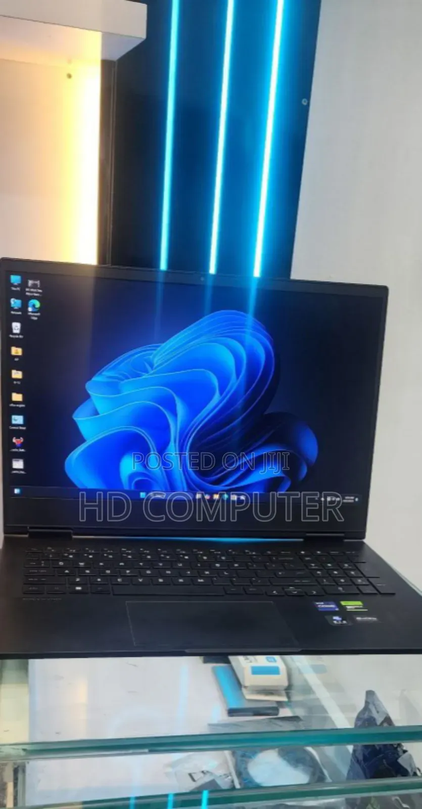 New Laptop HP Omen 17 16GB Intel Core I9 SSD 1T