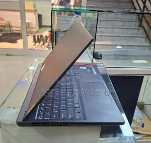 New Lenovo Legion Y7000P IRX9 Gaming Laptop 16GB Intel Core I7 SSD 1T