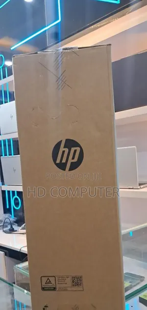 New HP ProOne 240 G10 All-in-One 8GB Intel Core I7 SSD 512GB