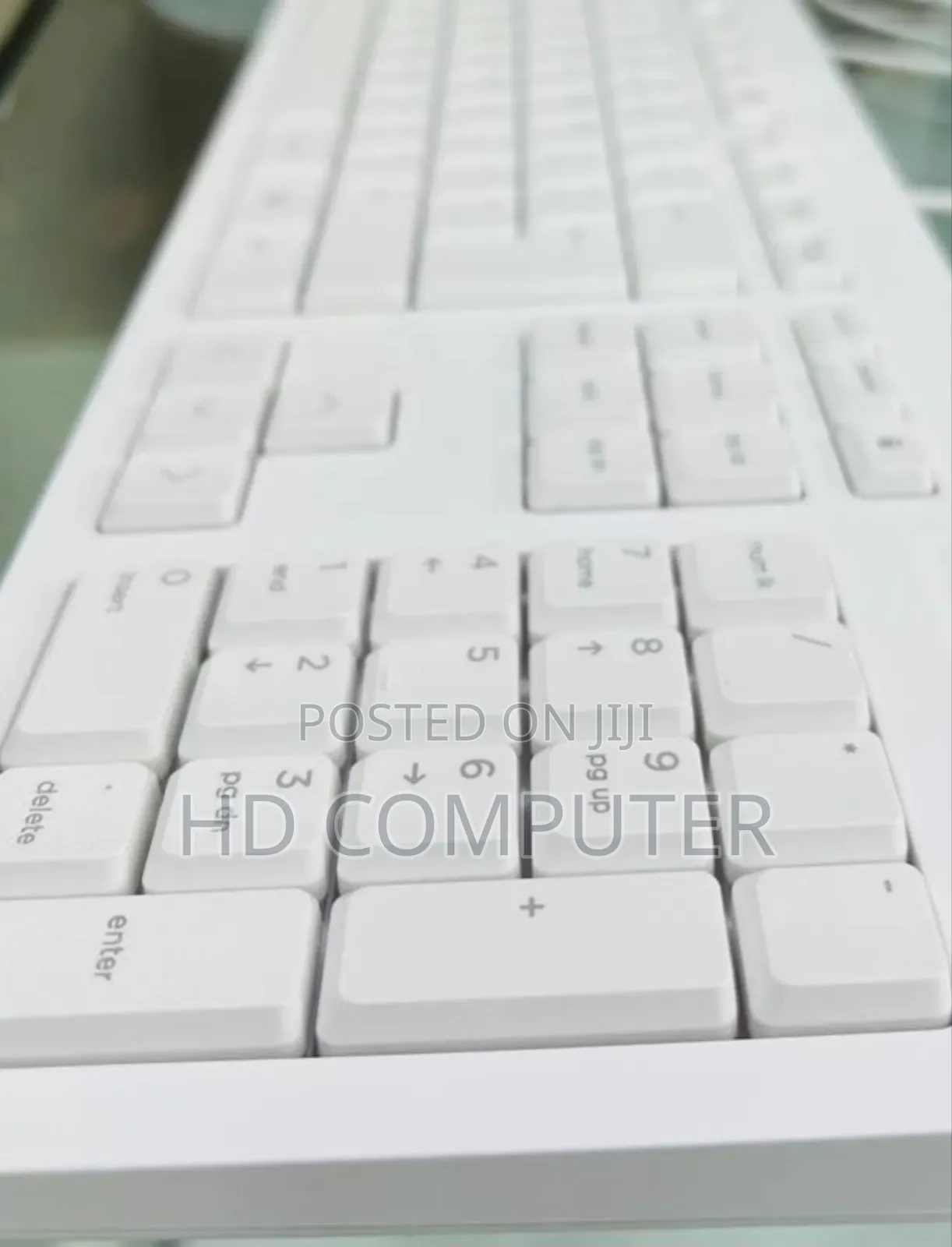 New HP ProOne 240 G10 All-in-One 8GB Intel Core I7 SSD 512GB