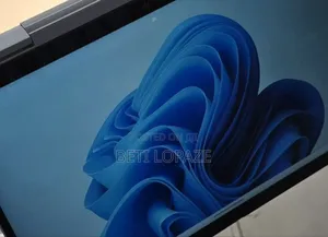 New Laptop HP Envy X360 8GB Intel Core I5 SSD 1T