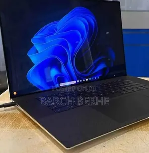 New Laptop Dell XPS 15 32GB Intel Core I7 SSD 1T