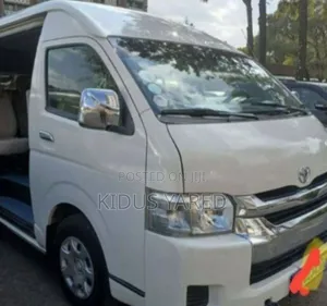 Toyota HiAce 2020 White