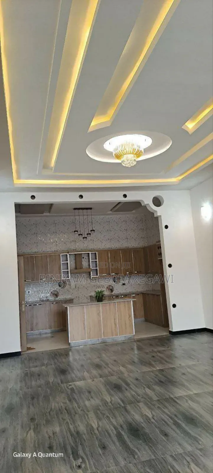 5bdrm Villa in House, Yeka for rent