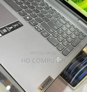 New Laptop Lenovo ThinkPad Yoga 8GB AMD Ryzen 5 SSD 512GB