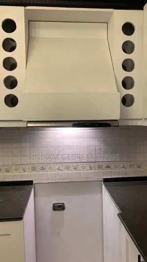 7bdrm House in G+3, Yeka for rent