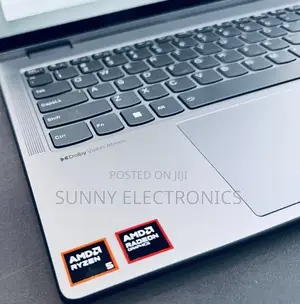 New Laptop Lenovo Yoga 7i 8GB AMD Ryzen 5 SSD 512GB
