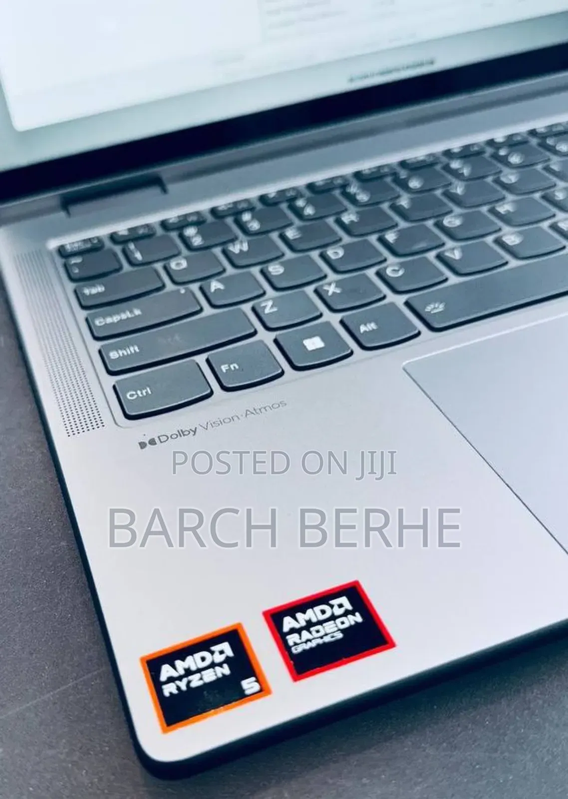 New Laptop Lenovo Yoga 7i 8GB AMD Ryzen 5 SSD 512GB