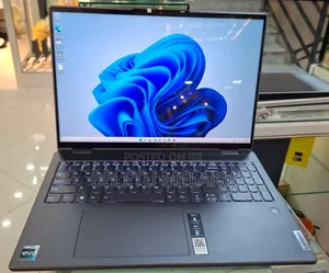 Photo - New Laptop Lenovo Lrgion 7i 16GB Intel SSD 1T