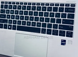 New Laptop HP EliteBook X GB Intel Core I7 SSD 512GB