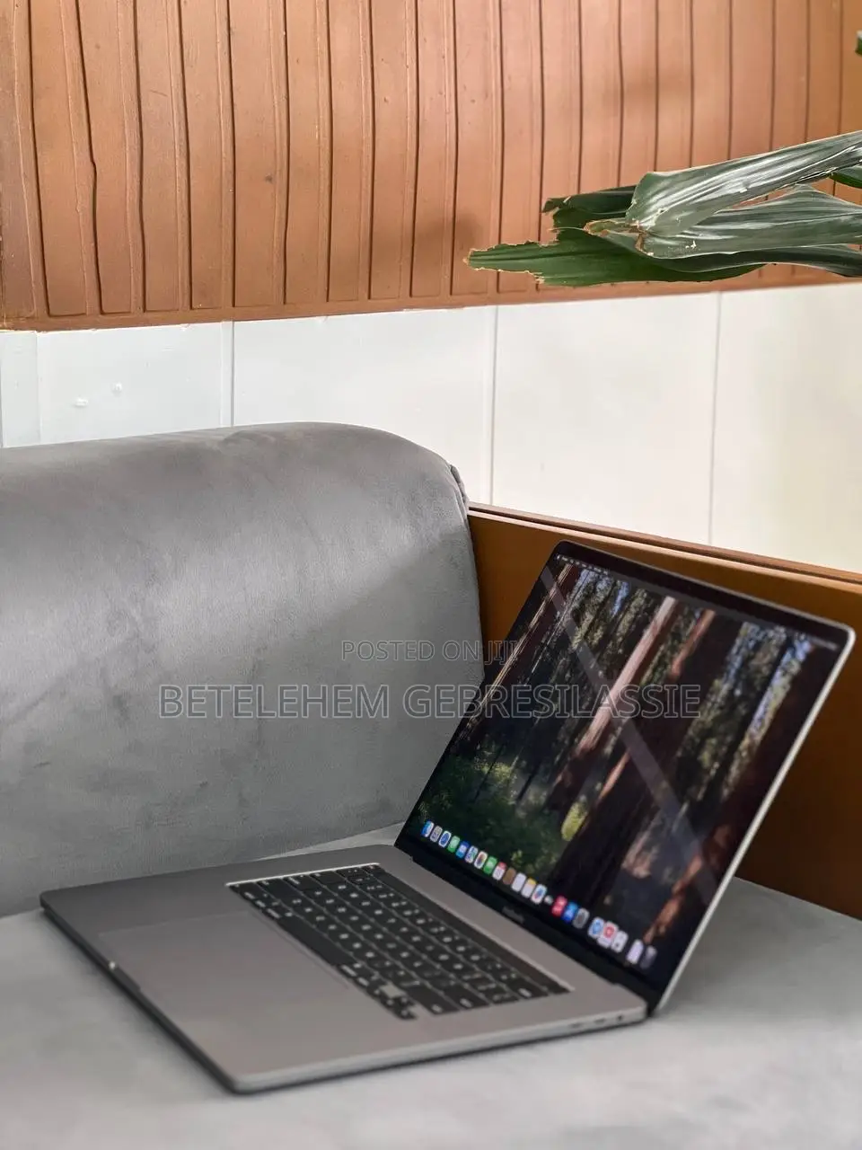 Laptop Apple MacBook Pro 2019 16GB Intel Core I7 SSD 512GB