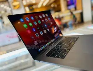 New Laptop Apple MacBook Pro 2019 16GB Intel Core I7 SSD 1T
